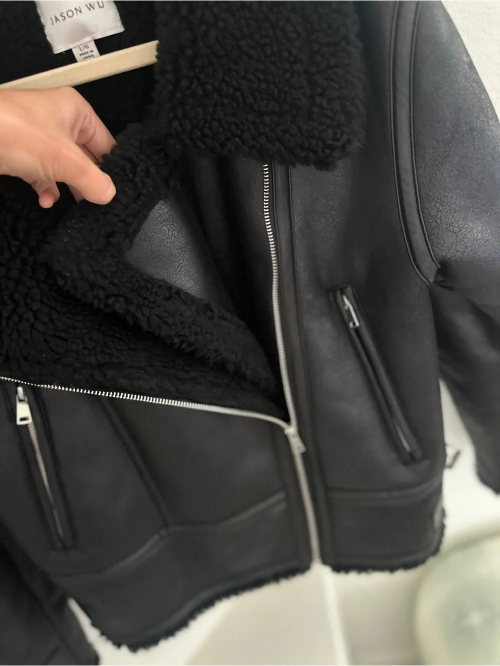 JASON WU 🖤 Cozy Black Vegan Leather & Shearling Moto Jacket Sz Large very Warm